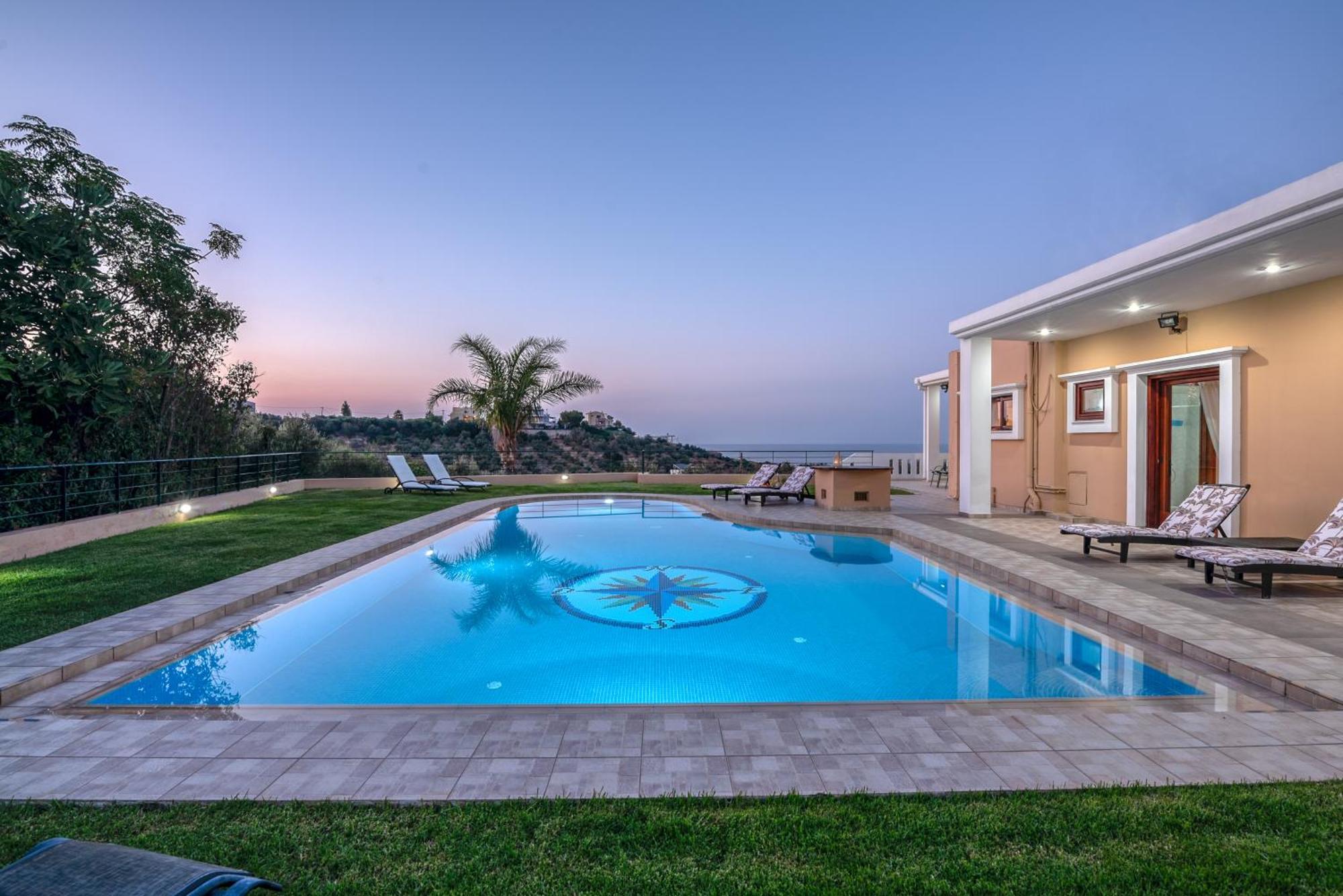 Nikola'S Villa Stalos Chania Exterior photo